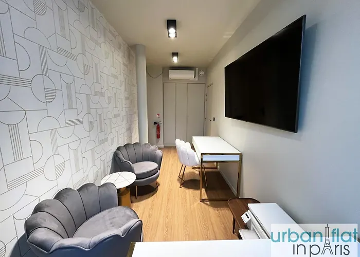 124 - Urban Fabulous Flat